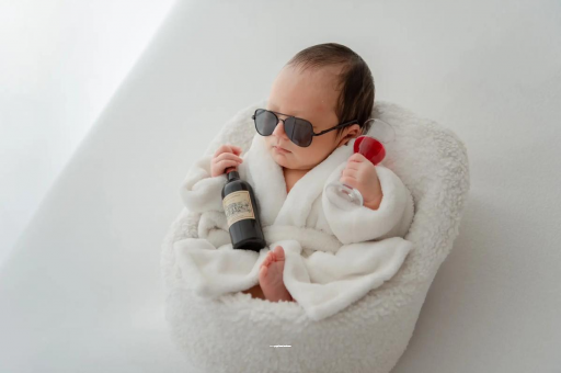 香港怀孕多久出现呕吐